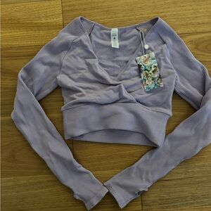 Lavender Long Sleeve Women's Athletic Top
